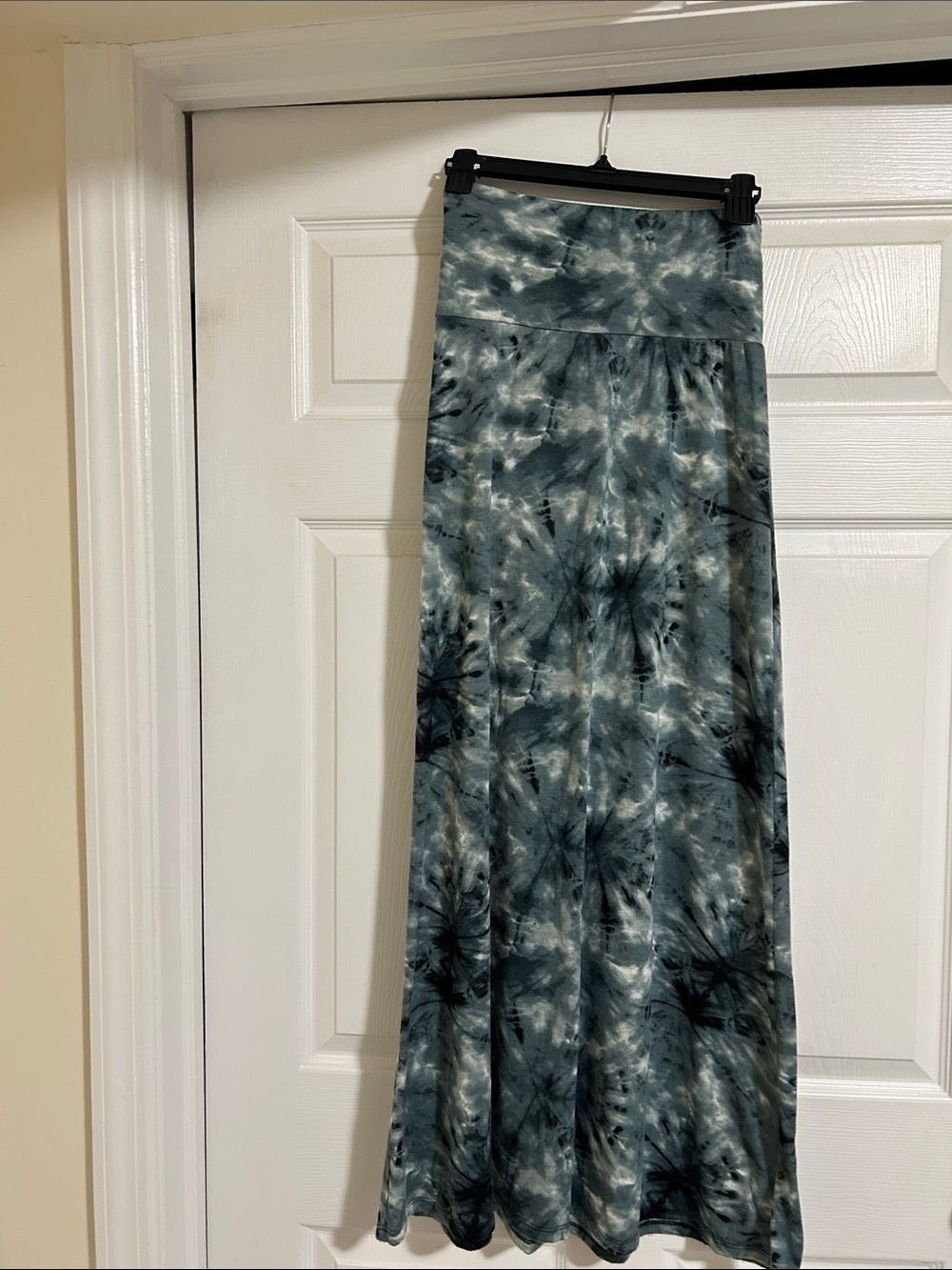 Lily Rose Gray-Blue Tie-Dye Maxi Skirt